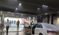 آتشسوزی خودرو در پارکینگ آپارتمان در منظریه رشت؛ حادثه بدون مصدوم جانی